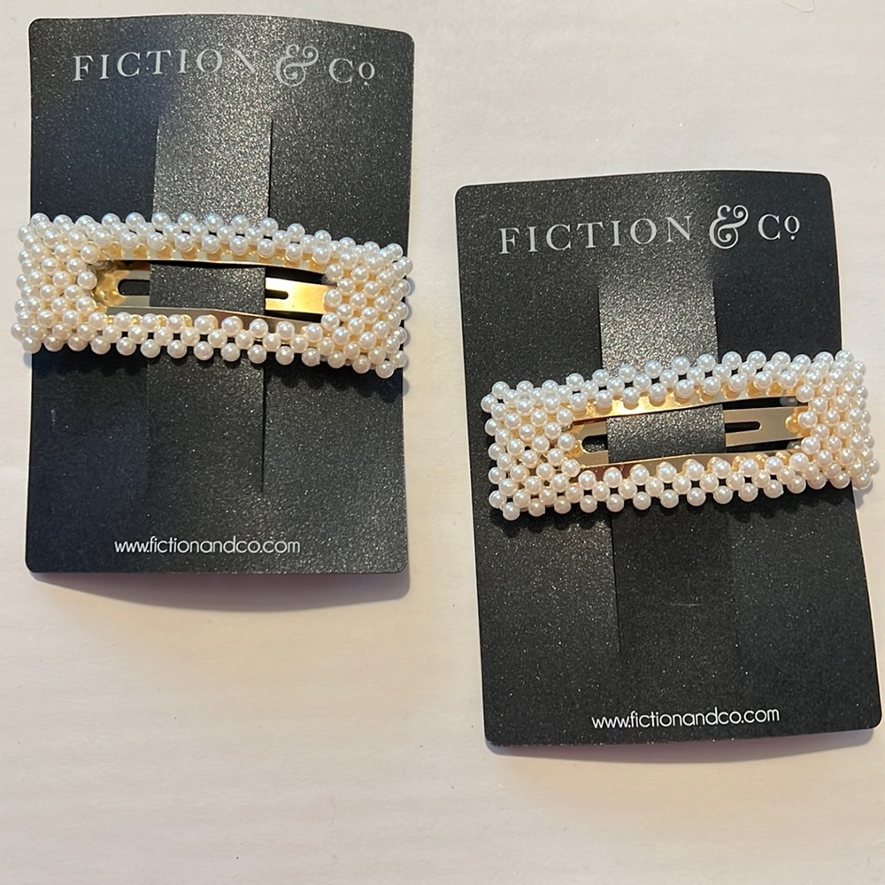 Pearl clips. New. 3 available.